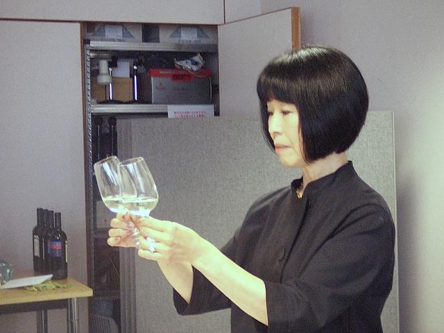 次に色をみます

