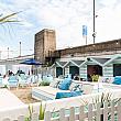 2017年に登場したロンドン市内のテムズ川沿いでビーチ気分が楽しめるFulham Beach Clubが今年も戻ってきました！