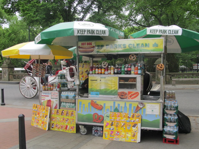 プレッチェル等を売っている屋台