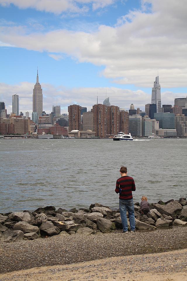 イーストリバー