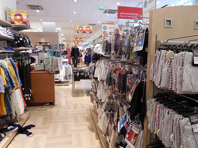 メンズ売り場