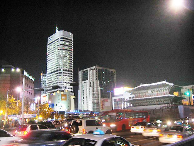 夜の東大門市場