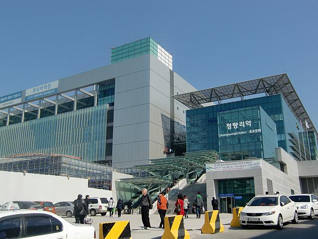 ピカピカの清涼里駅！！