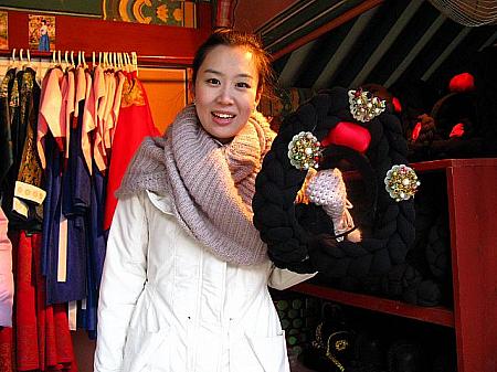 見てみて～！最高尚宮様の頭だぁ！
