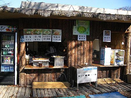 トッポキ、オデン、ウドン・・・。身体が温まりそうなものばっかり！
