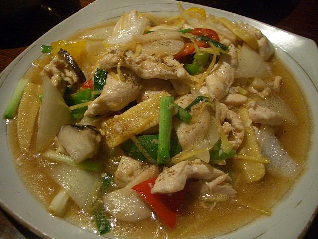 チキンの生姜炒めも食べやすいですよ