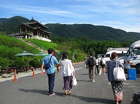 青い空が見える緑の多い奥地へと参りました～もうすぐそこは時代劇の舞台！
