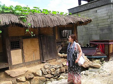 龍仁大長今パーク(旧 MBCドラミア)＋民俗村満喫ツアー〔SC48〕 ドラマ 撮影地 芸能人 韓流 朝鮮時代 日帰り 韓国　ツアー 郊外ツアー 韓国ドラマ撮影地ツアー 韓国ドラマロケ地ツアー予約 善徳女王 イ・サン トンイ チャングム 成均館スキャンダル ナビの体験記事を集めたツアー 龍仁ドラミア満喫ツアー 韓国 韓国ツアー ドラミア巡り 龍仁MBCドラミア龍仁大長今パーク