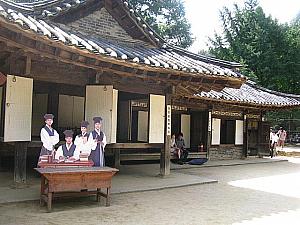 龍仁大長今パーク(旧 MBCドラミア)＋民俗村満喫ツアー〔SC48〕 ドラマ 撮影地 芸能人 韓流 朝鮮時代 日帰り 韓国　ツアー 郊外ツアー 韓国ドラマ撮影地ツアー 韓国ドラマロケ地ツアー予約 善徳女王 イ・サン トンイ チャングム 成均館スキャンダル ナビの体験記事を集めたツアー 龍仁ドラミア満喫ツアー 韓国 韓国ツアー ドラミア巡り 龍仁MBCドラミア龍仁大長今パーク