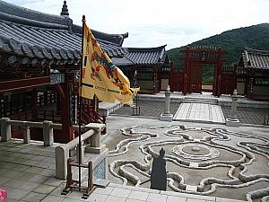 龍仁大長今パーク(旧 MBCドラミア)＋民俗村満喫ツアー〔SC48〕 ドラマ 撮影地 芸能人 韓流 朝鮮時代 日帰り 韓国　ツアー 郊外ツアー 韓国ドラマ撮影地ツアー 韓国ドラマロケ地ツアー予約 善徳女王 イ・サン トンイ チャングム 成均館スキャンダル ナビの体験記事を集めたツアー 龍仁ドラミア満喫ツアー 韓国 韓国ツアー ドラミア巡り 龍仁MBCドラミア龍仁大長今パーク