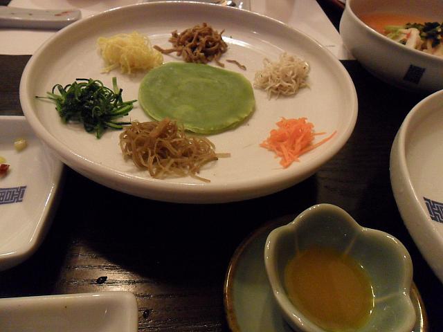 九節板（クジョルパン）という代表的な宮廷料理