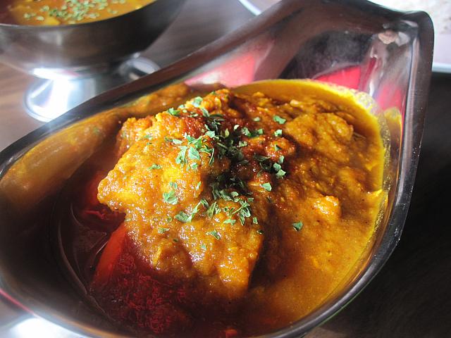 「チキンカレー」
