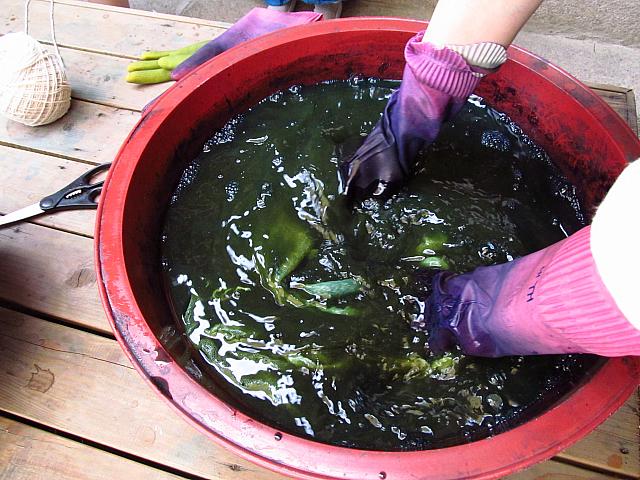 布地が外気に触れないように～。