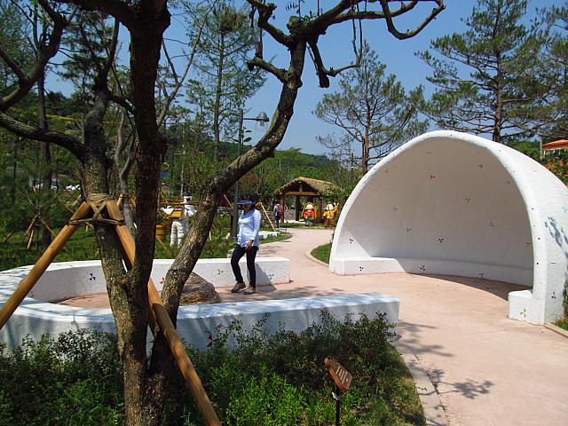 座便器の休憩所でピクニックも。