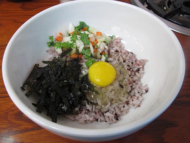 シメのおかゆ用のご飯