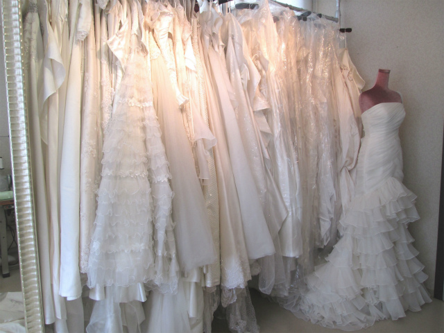 ぎっしりつまったドレスルーム