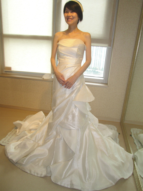 ≪No,3≫少し凸凹若干厚めのの素材なのに着てみるとステキ！