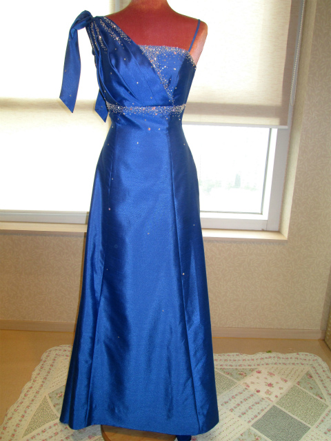 かっこいい大人の女性を演出