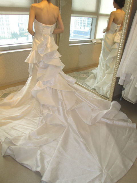 光沢があり、高級感があります