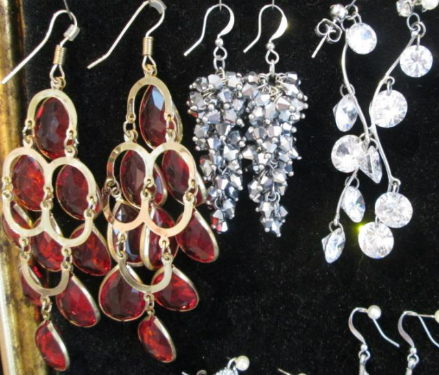 ピアスの種類も豊富