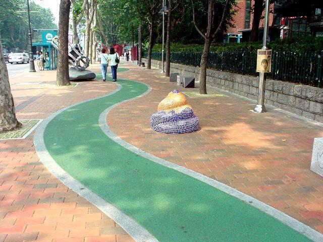 なが～いうねうね道