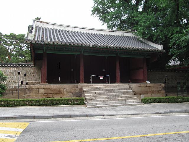 明倫堂(ミョンニュンダン、朝鮮時代に儒学を教えたところ）