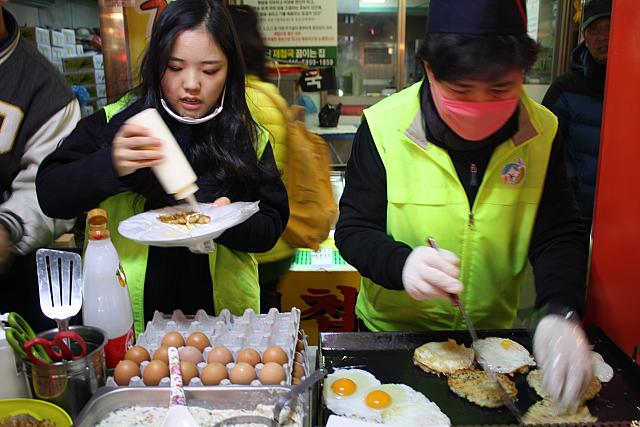 お好み焼きは釜山っ子に人気！