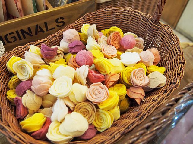 たくさん作ったお花、何に加工しようかな