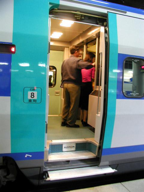 ＜ＫＴＸへの入り口＞ 