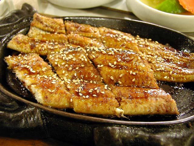 体に良い物を食べる初伏、ウナギの蒲焼きも最適です。