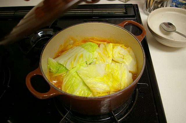 ⑧ 蓋をして１０分煮る。