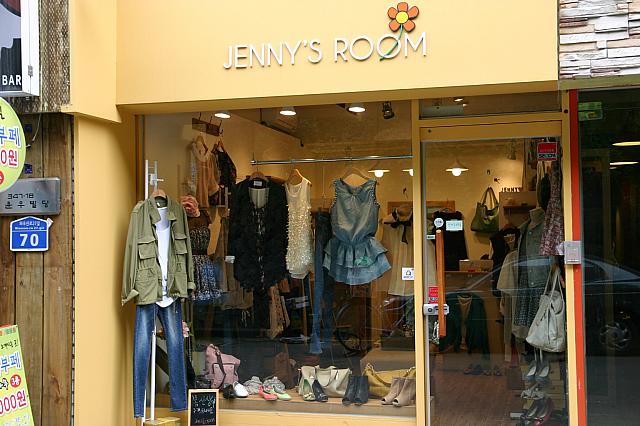 ⑤「Jennys room」他　靴やカバンの取り扱いもあり。