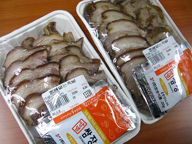 <b>チョッパル（豚足）</b><BR>マッコリに合うおつまみ。骨なしのチョッパルが食べやすくおすすめ。