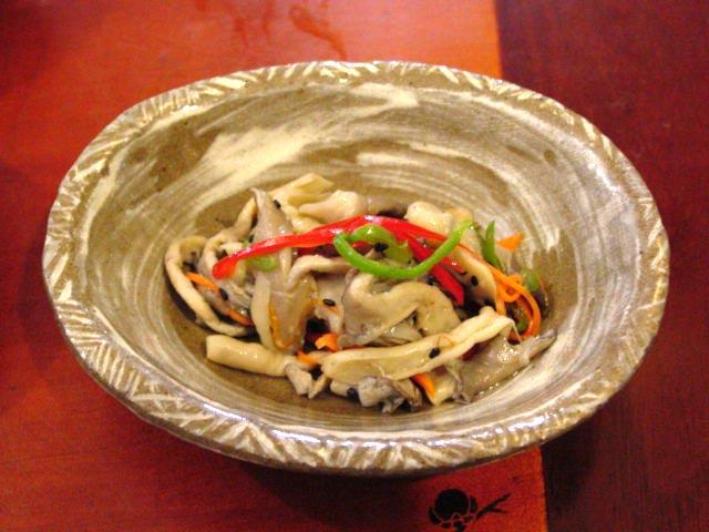 シメジときのこ和え