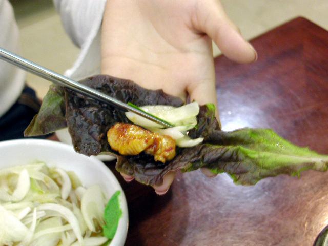 Ｇ.薄切りにした玉ねぎやニンニクなどを重ねてもよし！