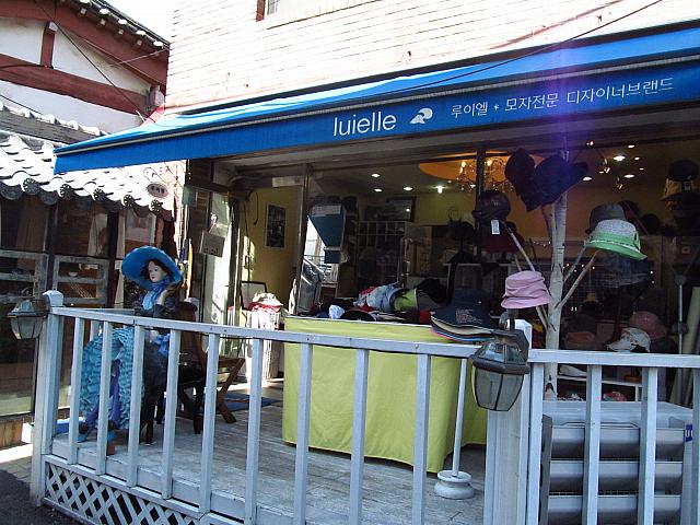 帽子専門のデザイナーズショップ「luielle（ルイエル）」
