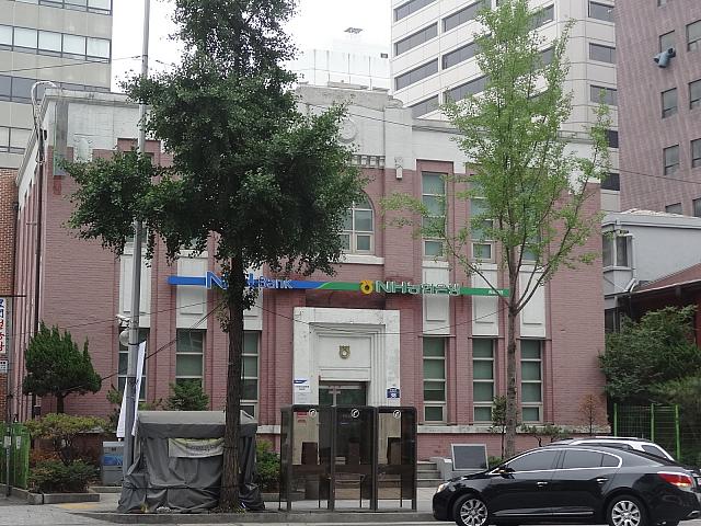 昔の建物からそのまま残ってます。