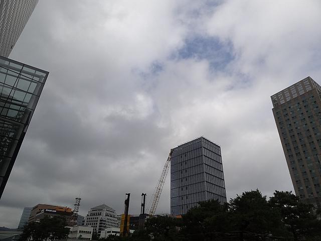 この空もやがてビルだらけになるのでしょうか。