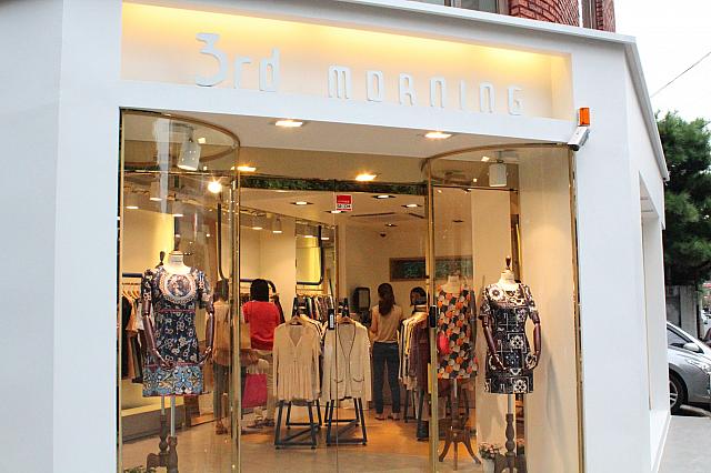 ちょっぴり個性的な大人ガーリー「３rd　Morning」