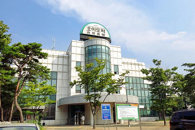 烏耳島駅