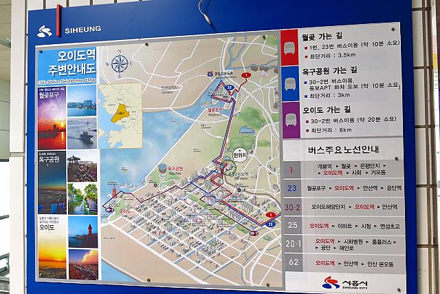 駅には丁寧なバスの路線案内が