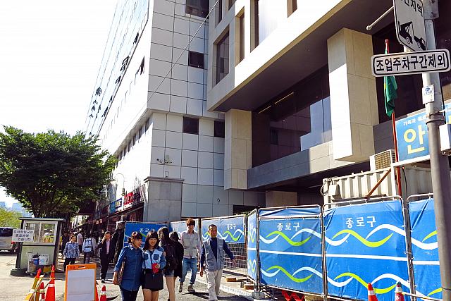 東大門総合市場のほうへ行ってみると・・・