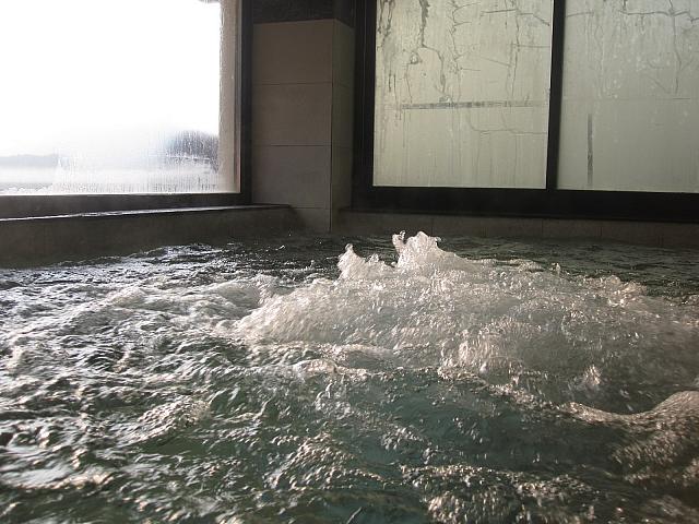 温湯はジェットバスになってます