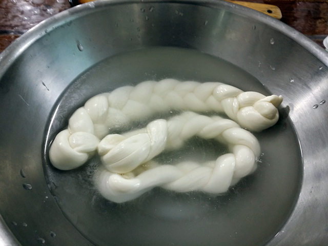 三つ編みにして完成