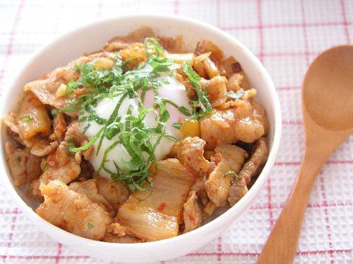 豚キムチ丼