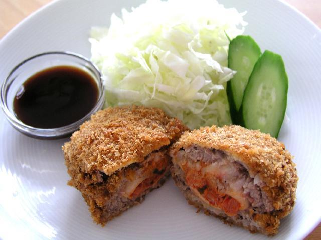キムチ・チーズ入りメンチカツ
