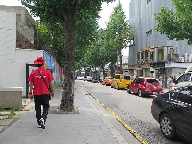 イベントの日に合わせて街を散歩するものいいかも！