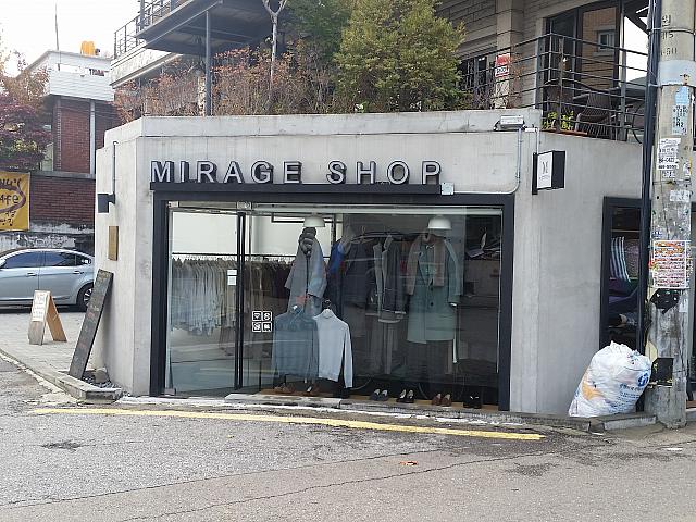シックな色合いがオススメ「MIRAGESHOP」