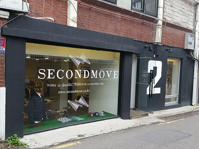 「SECONDMOVE」