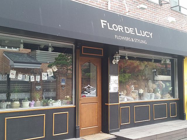 「FLOR DE LUCY」